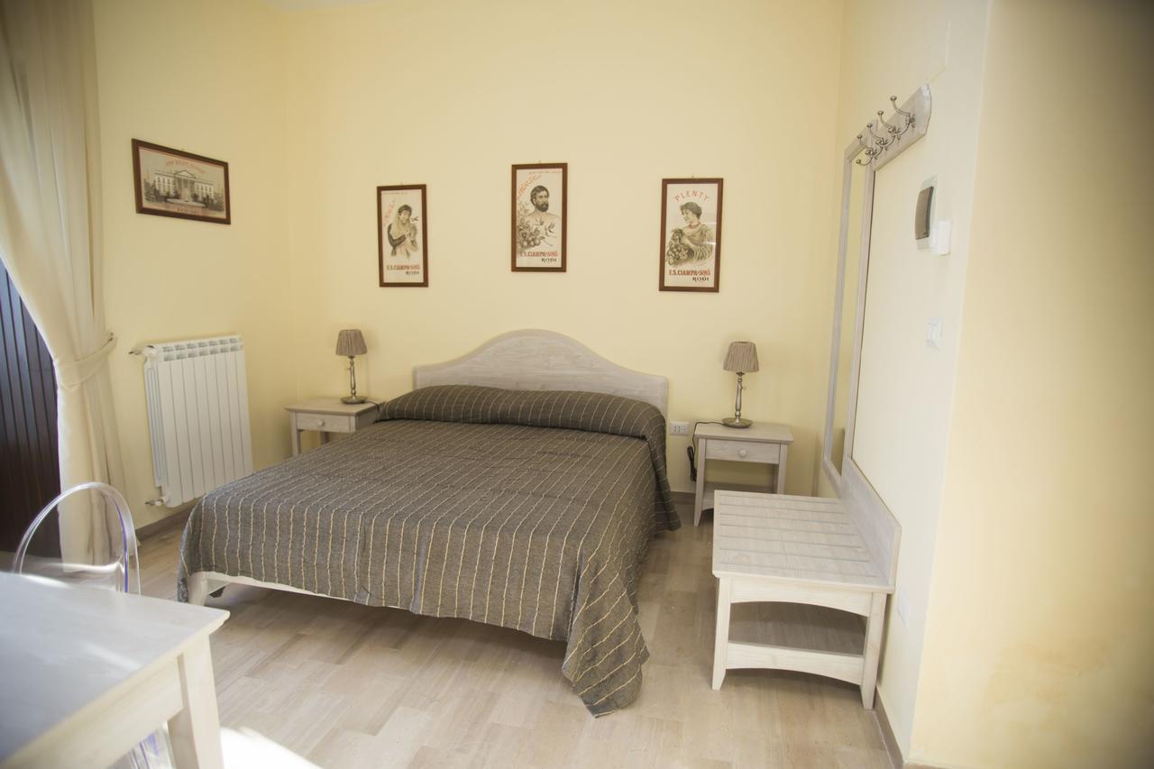 Bed and Breakfast L'Antico Monastero Sant'Agata di Puglia Exterior foto